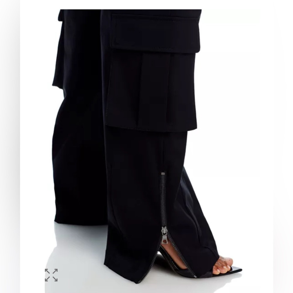 🆕 Alice + Olivia AKERS OVERSIZED CARGO PANT COLOR Black Sz 6 - Picture 3 of 16
